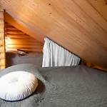Lapin Hiisi Joen Rannalla Chalet Ranua