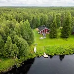 Chalet Lapin Hiisi Joen Rannalla Ranua