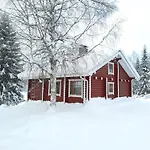Lapin Hiisi Joen Rannalla Ranua