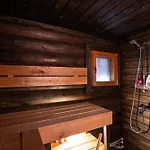 Hiisi Lapland Aurora Riverside 木屋