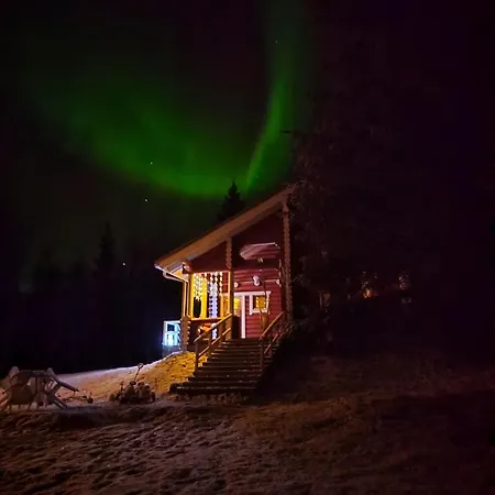 Chalet Lapin Hiisi Joen Rannalla