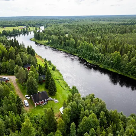 Lapin Hiisi Joen Rannalla Chalet *