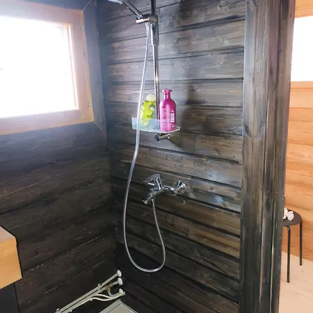 Lapin Hiisi Joen Rannalla * 라누아