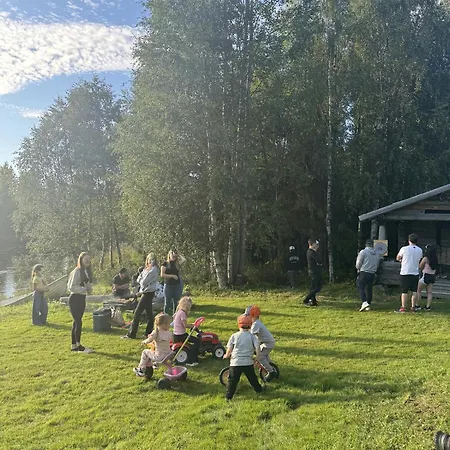 Lapin Hiisi Joen Rannalla * Ranua
