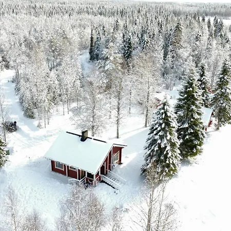 Lapin Hiisi Joen Rannalla Chalet *