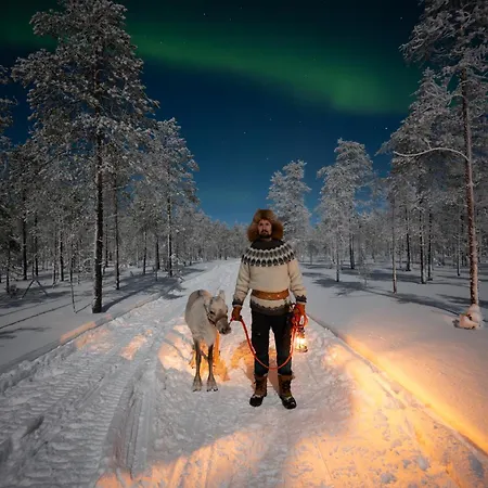 Lapin Hiisi Joen Rannalla 샬레