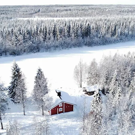 Lapin Hiisi Joen Rannalla * Ranua