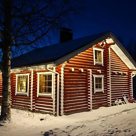 Chalet Lapin Hiisi Joen Rannalla