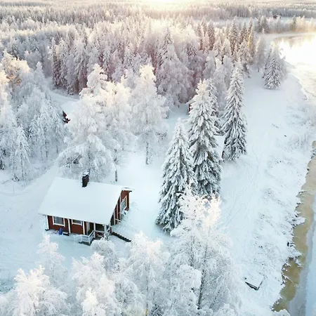 Lapin Hiisi Joen Rannalla *