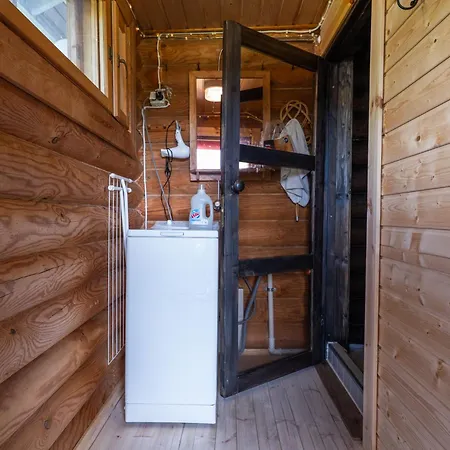 Lapin Hiisi Joen Rannalla *